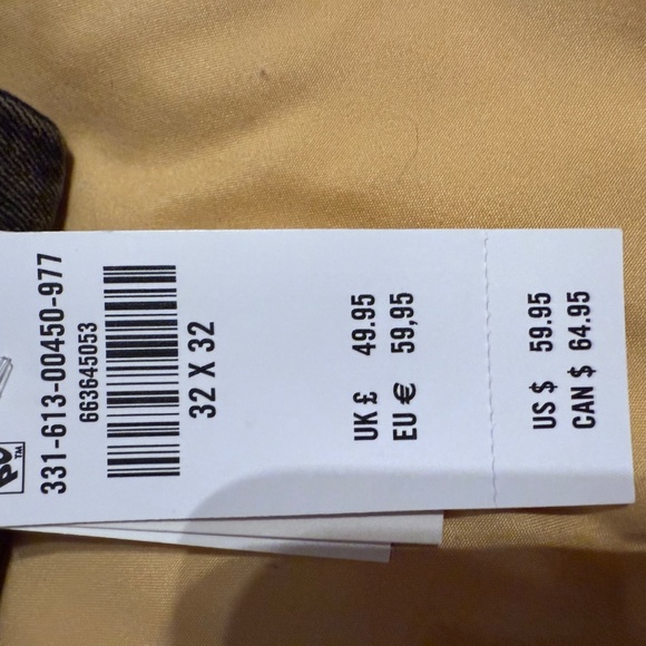 Hollister, baggy jeans brand new wide 32 x 32 size - Picture 5 of 6